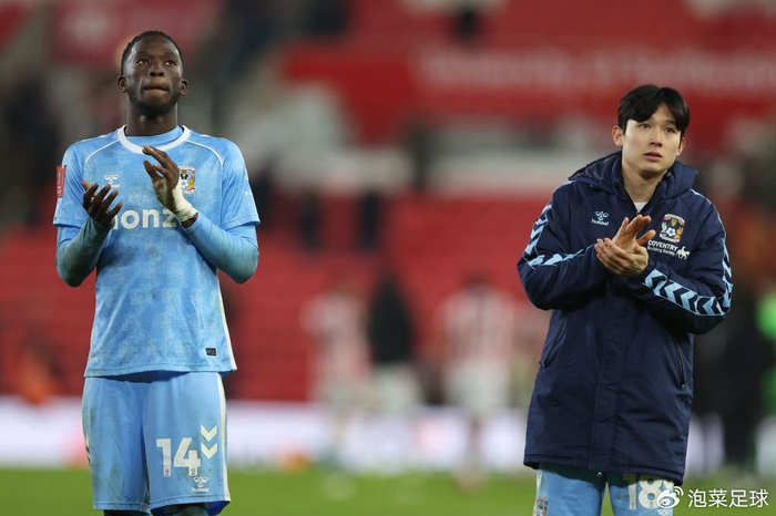 梁民革落选世界杯名单引热议，金泉尚武绝平光