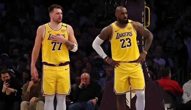 西部排名争夺白热化 湖人锁定第三掘金火箭森林