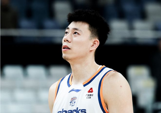 上海客场90-89险胜广州豪取20连胜创队史最长纪录