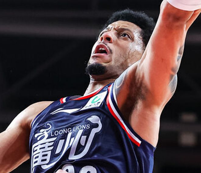 上海客场90-89险胜广州豪取20连胜创队史最长纪录