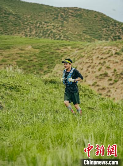 青海同德宗日杯高原越野挑战赛角逐五十公里冠