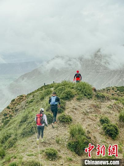 青海同德宗日杯高原越野挑战赛角逐五十公里冠